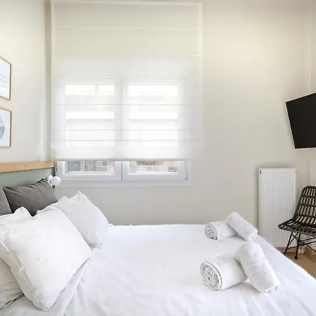 Eos Apartment *
