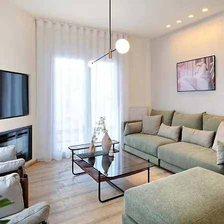 Eos Apartment *