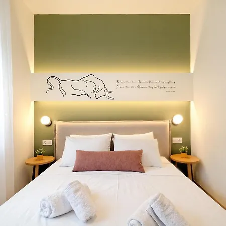 Eos Apartment *