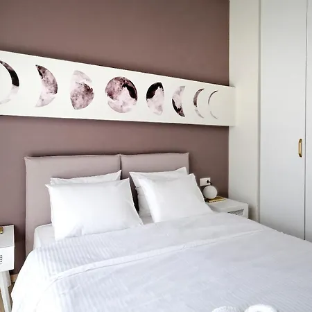 Eos Apartment