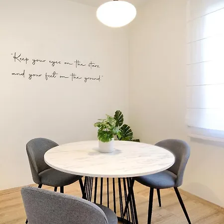 Apartment Eos