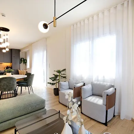 Eos Apartment *